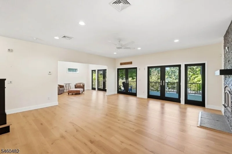 Photo of 212 Long Pond Rd