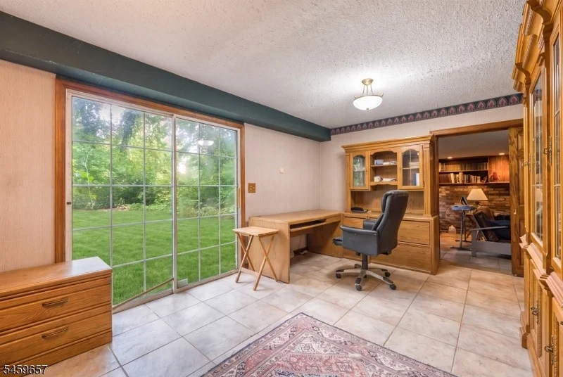 Photo of 44 Chestnut Rd