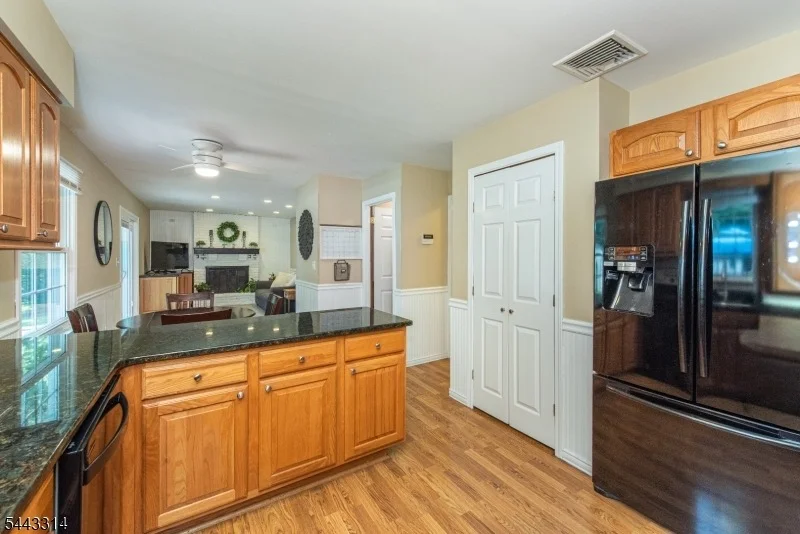 Photo of 37 Camelot Dr