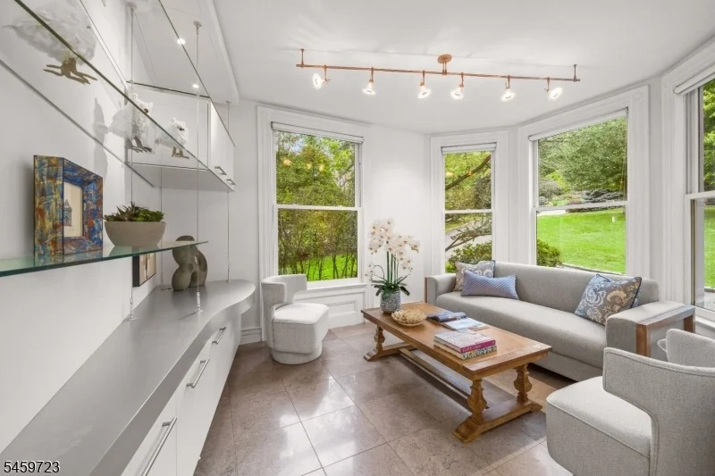 Photo of 303 Upper Mountain Avenue