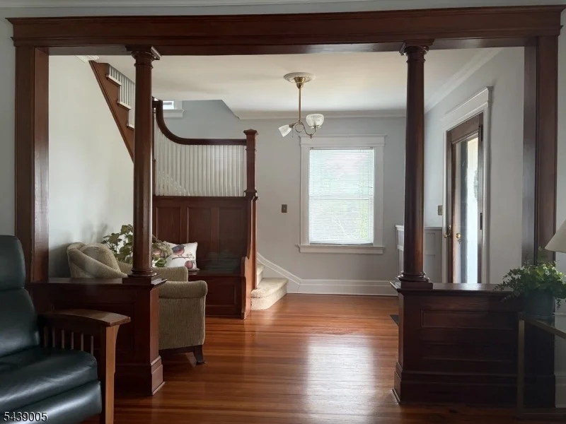 Photo of 88 Edgemont Rd