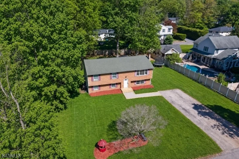 Photo of 12 River Rd