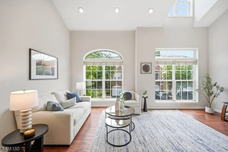 Photo of 281 Riverwalk Way