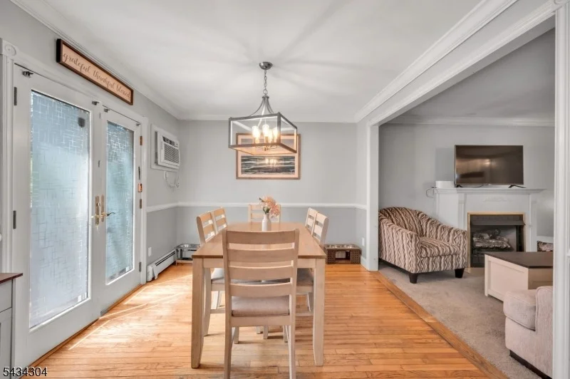 Photo of 244 Juniper Ln