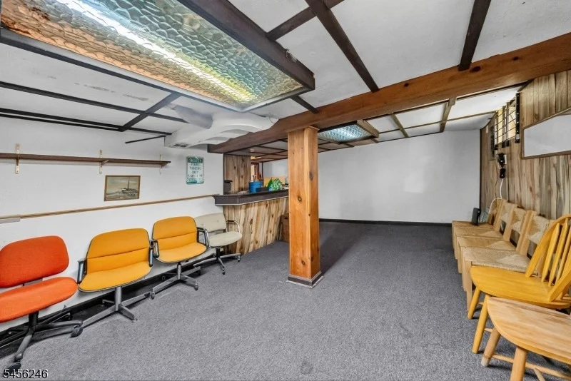 Photo of 12 Omaha Dr