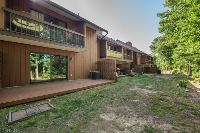 Photo of 1068 TREETOPS