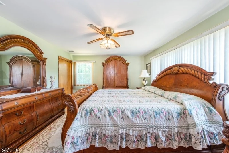 Photo of 8 Carlos Dr