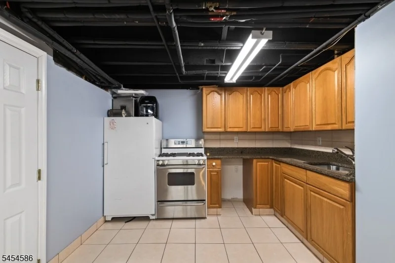 Photo of 252 Springfield Ave