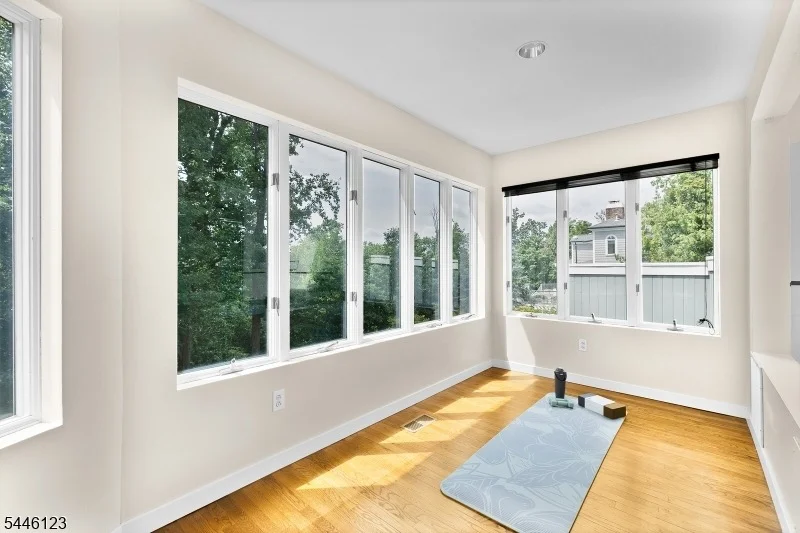 Photo of 30 Ellsworth Dr