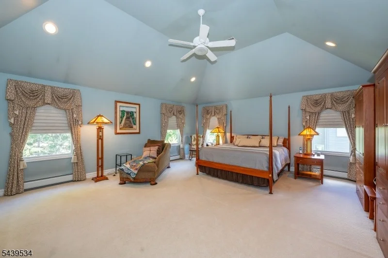 Photo of 9 Ralph Dr
