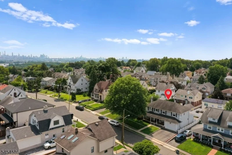 Photo of 252 Springfield Ave