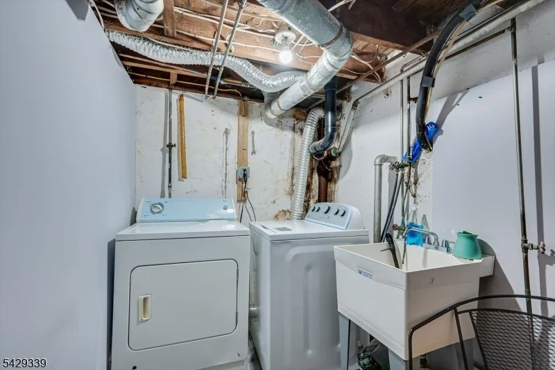 Photo of 31 Romney Rd