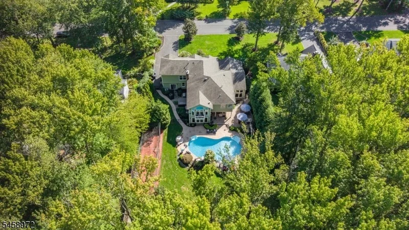 Photo of 59 Cornell Ave