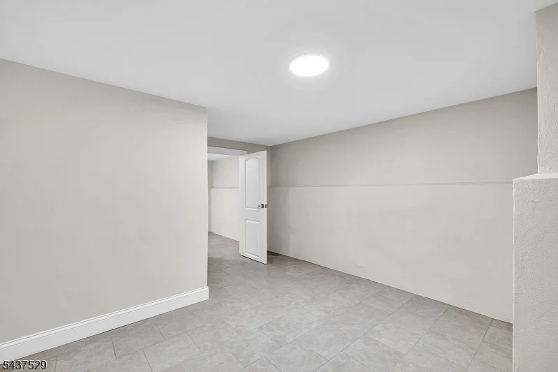 Photo of 132 Argyle Pl
