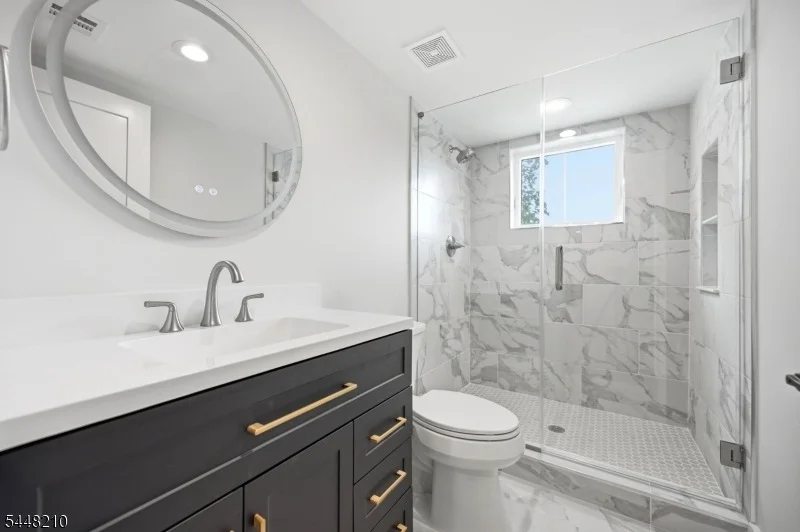 Photo of 936 Beverly Dr
