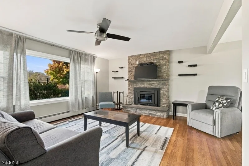 Photo of 3 Meadow Brook Rd