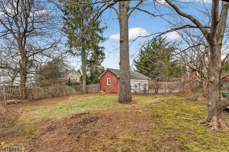 Photo of 170 Christopher St