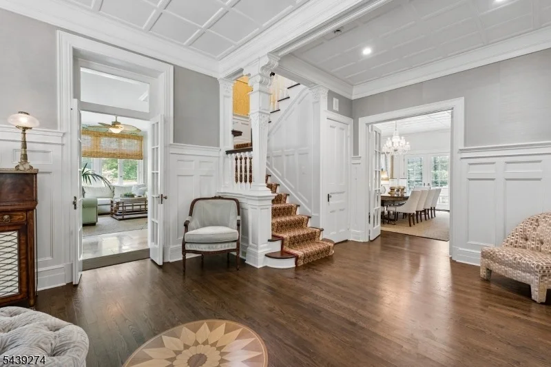 Photo of 230 Springfield Ave