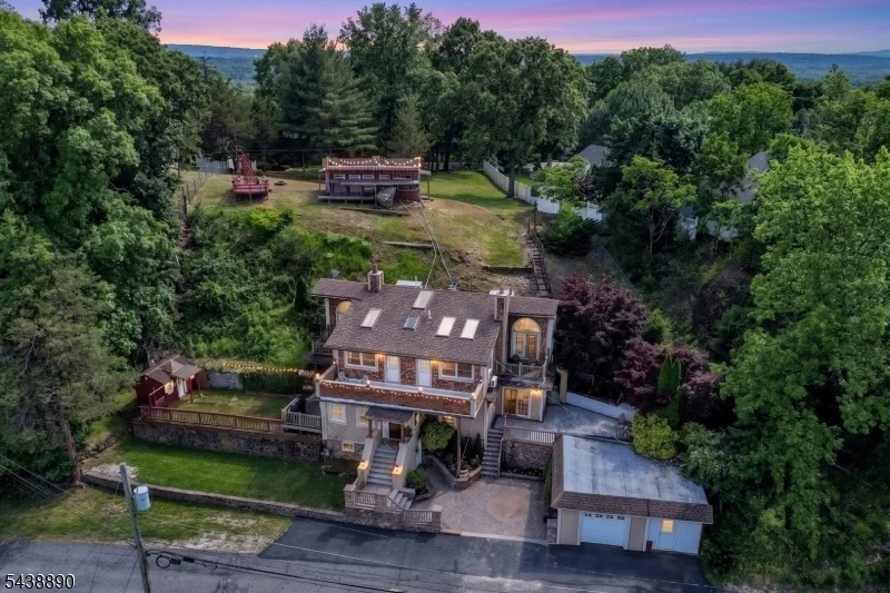 Photo of 27 Joan St
