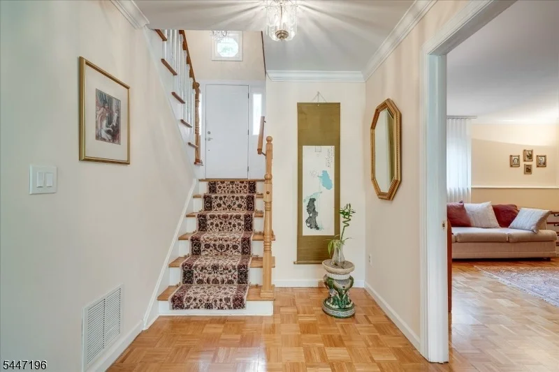 Photo of 57 Robbins Ave