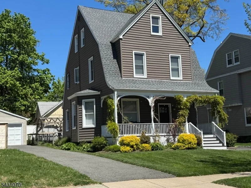 Photo of 18 Gardiner Pl