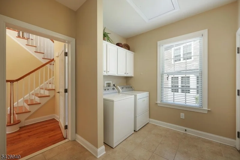 Photo of 84 Bedford Dr