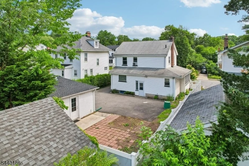 Photo of 34 Cypress St