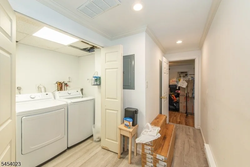 Photo of 42 Scenic Dr