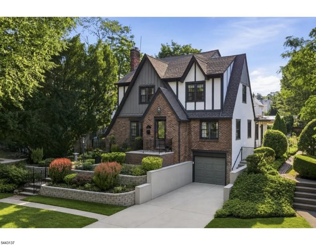 Photo of 23 PARK DRIVE