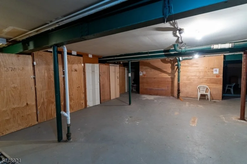 Photo of Unit E at 355 River Road