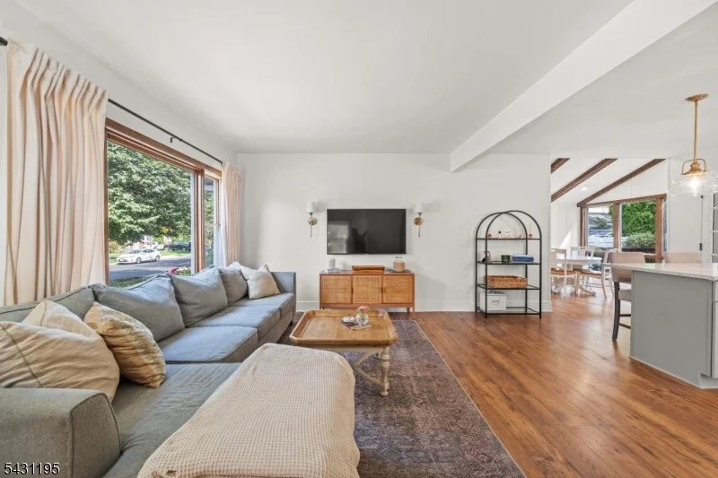 Photo of 28 Mountain Ave