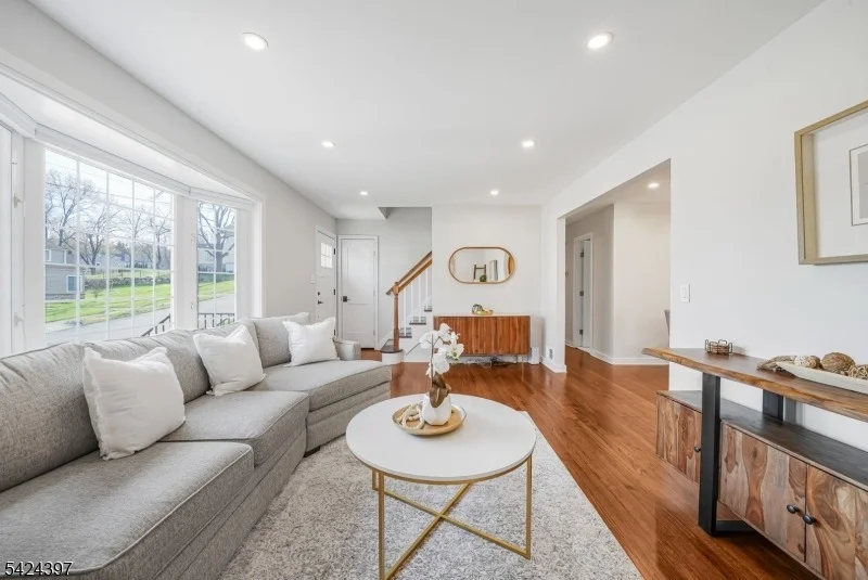 Photo of 21 Joseph Pl