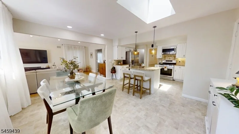 Photo of 1848 Quaker Way