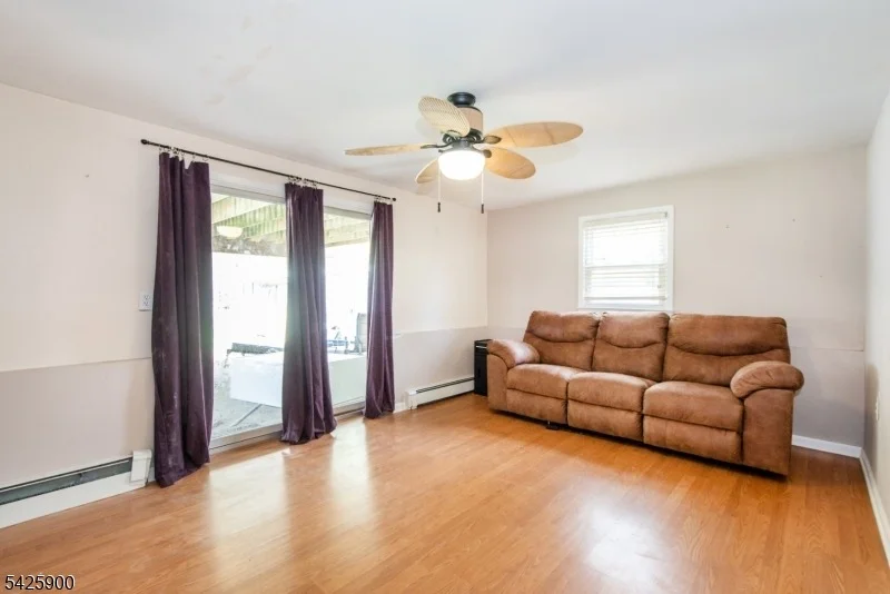 Photo of 17 Cole Rd