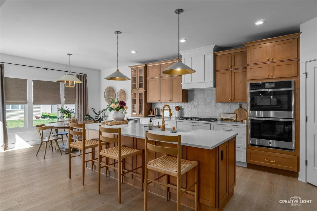 Photo of 861 Claridge Drive