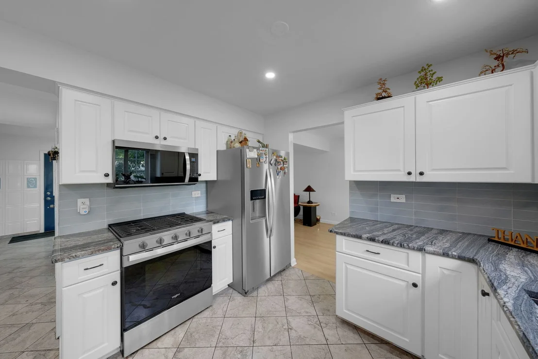 Photo of 135 PINEHURST Drive