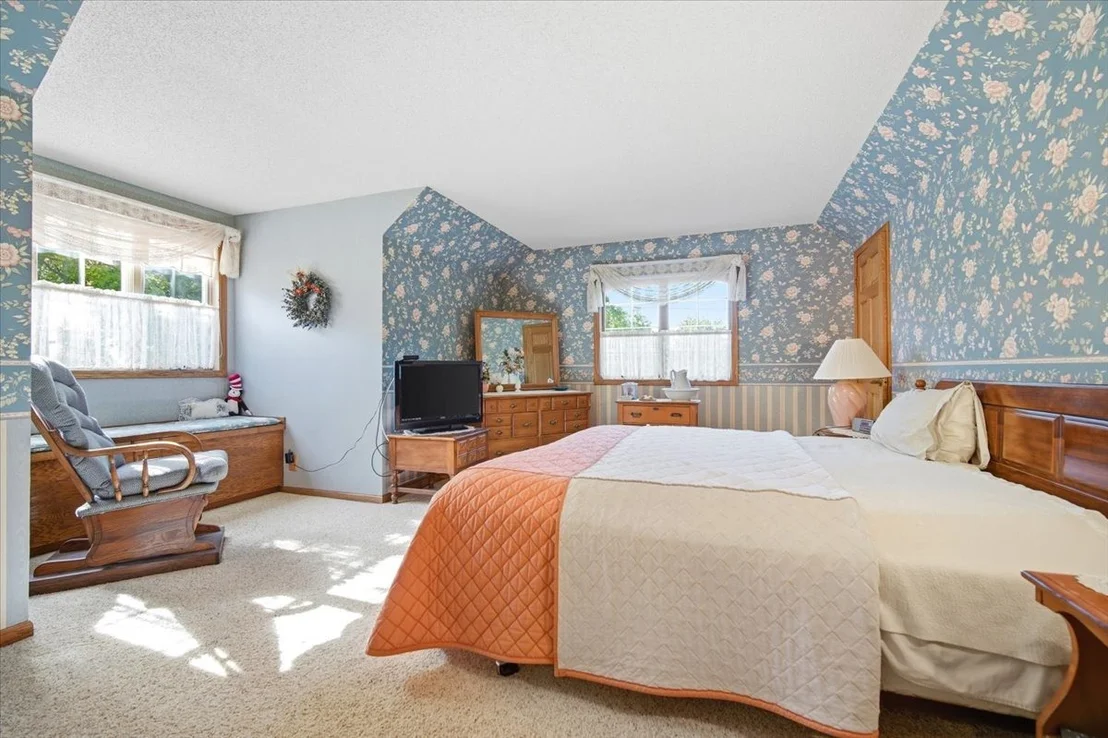 Photo of 2 Breckenridge Drive