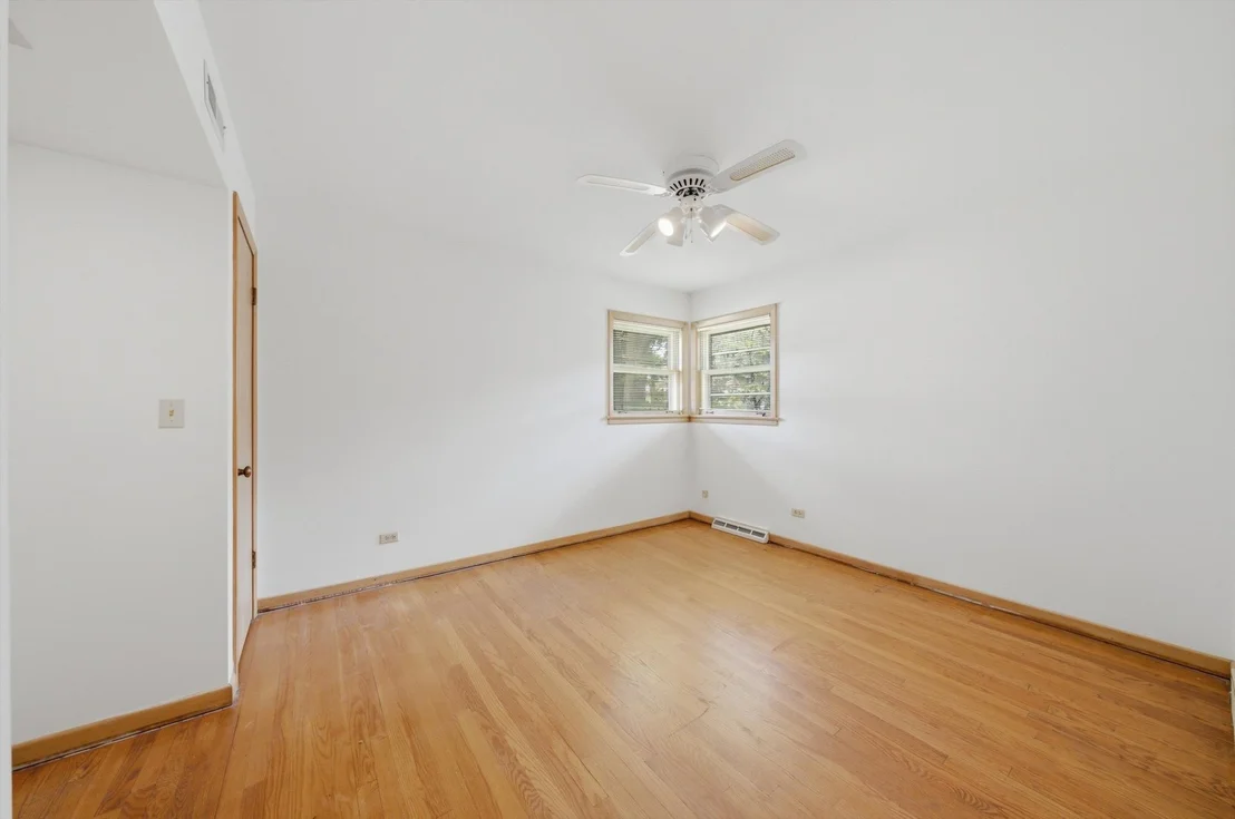 Photo of 2912 Old Glenview Road