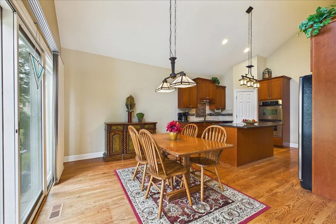 Photo of 24913 Thornberry Drive