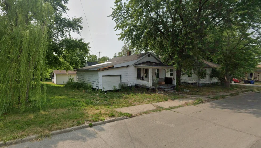 Photo of 654 N Avenue B