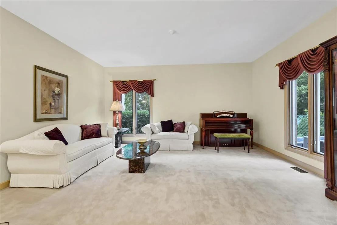 Photo of 1922 Deercrest Lane