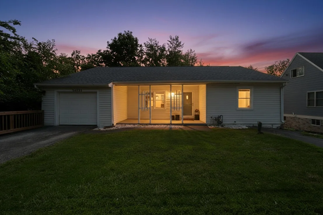 Photo of 34925 N Decorah Avenue