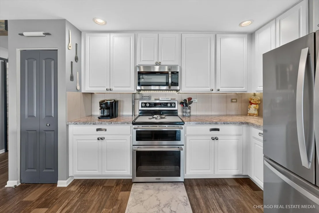 Photo of 1002 Chestnut Drive