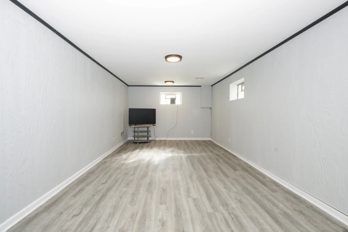 Photo of 2337 Park Avenue