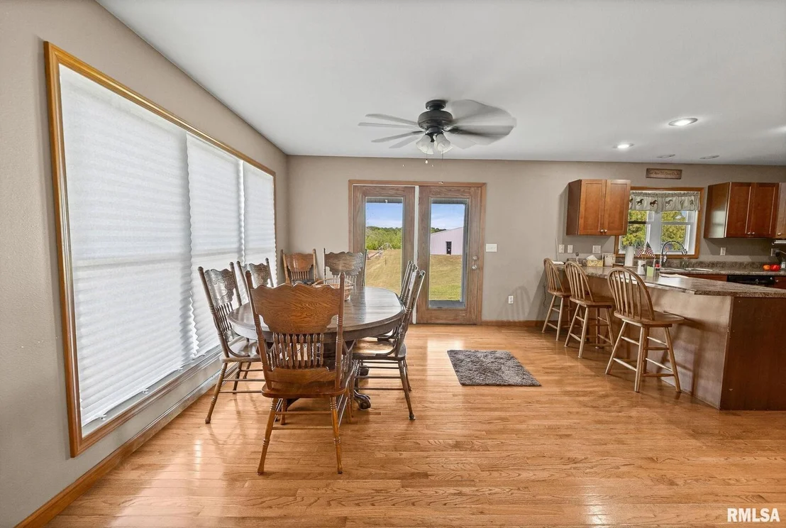 Photo of 520 DEERFIELD Road
