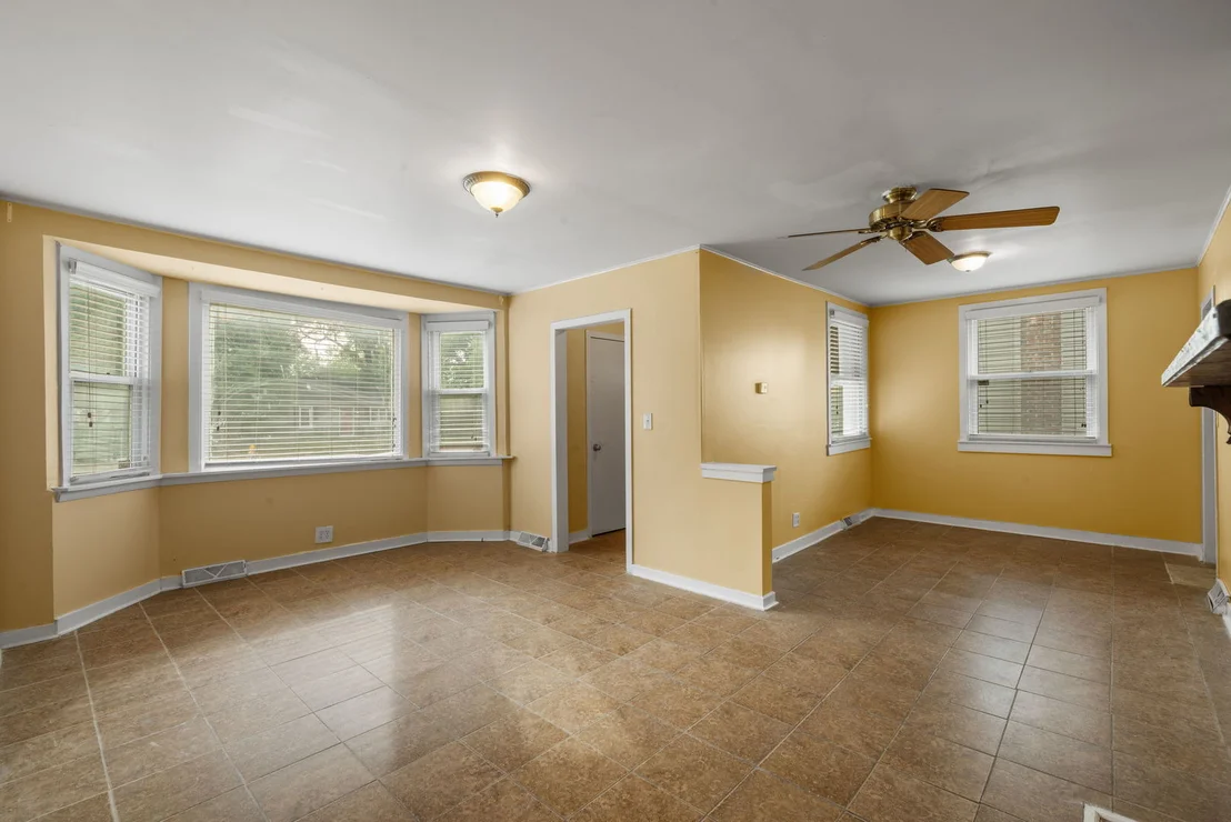 Photo of 939 N Sleight Street