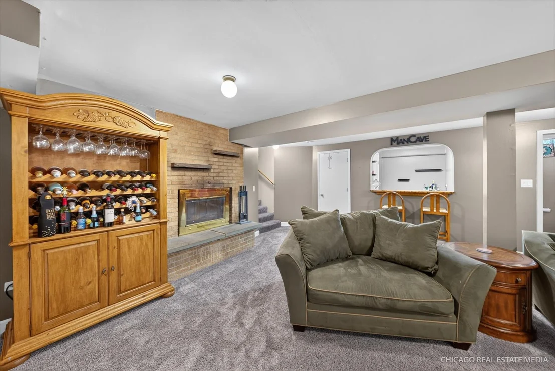 Photo of 465 N Shady Oaks Drive