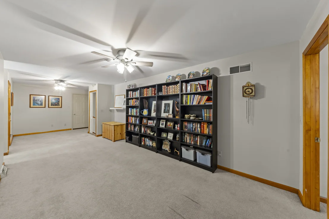 Photo of 43W753 Oakleaf Drive