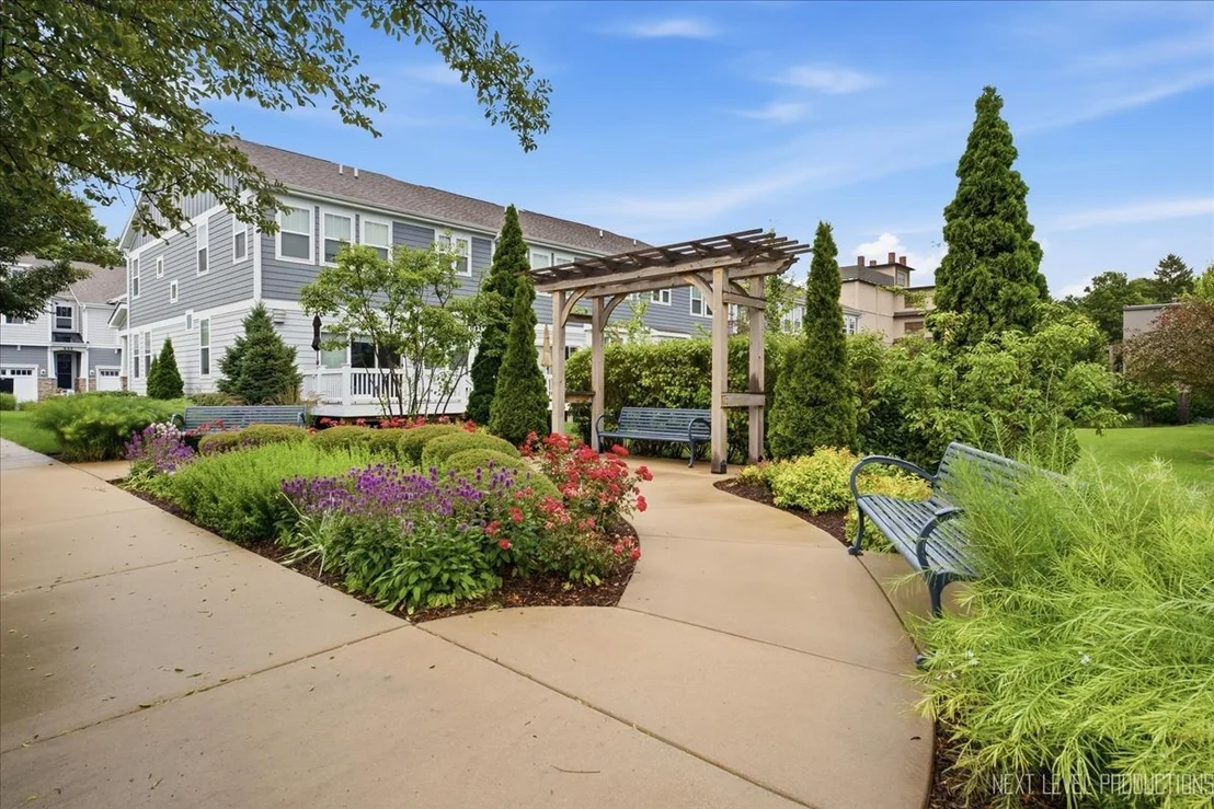 Photo of 656 Riverbank Drive