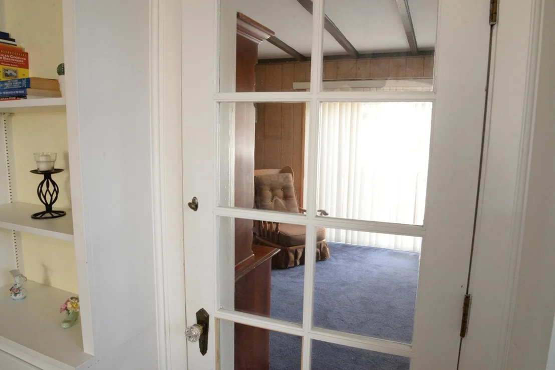 Photo of 940 W Grant Drive